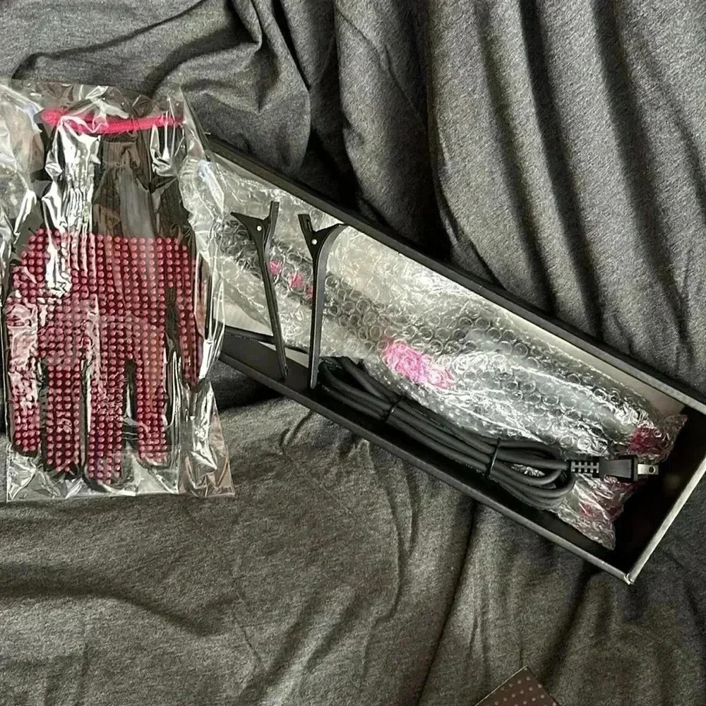 New in the box triple barrel waver. - Picture 6 of 6
